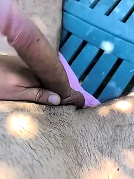 PussyLover880099 online show from September 19, 2025, 12:06 pm