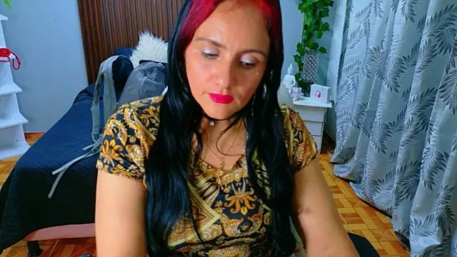 kataleya 29 online show from April 14, 2026, 4:02 pm