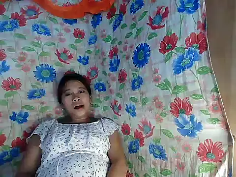 Pinay Skinny18 online show from October 8, 2025, 1:20 pm