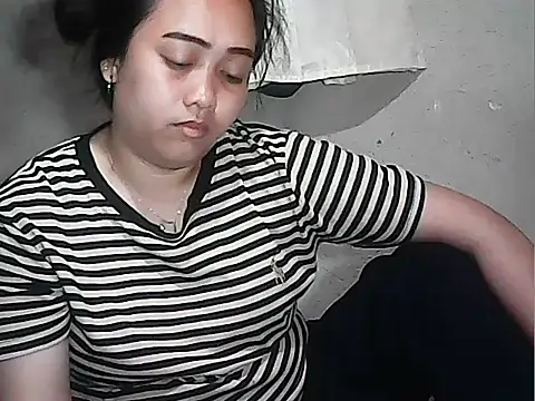 Snapshot of Pinay_Chubby20 chatting on April 7, 2026, 10:42 pm Pinay Chubby20 online show from April 7, 2026, 10:42 pm