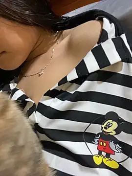 Snapshot of Sayhi_xo chatting on October 13, 2025, 2:39 pm Sayhi xo online show from October 13, 2025, 2:39 pm