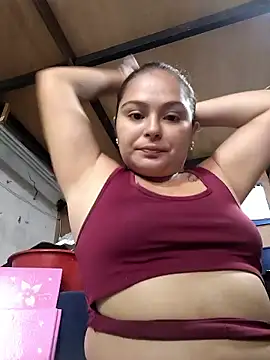 yatzuriperrita online show from January 9, 2026, 4:43 pm