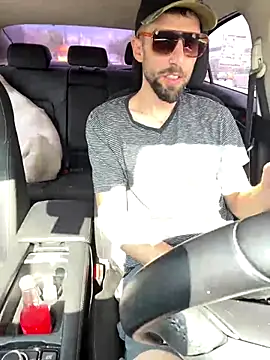 Snapshot of thejohnryancollection chatting on September 25, 2025, 8:56 pm thejohnryancollection online show from September 25, 2025, 8:56 pm