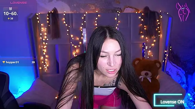 Snapshot of EliseVelour chatting on February 24, 2026, 1:20 pm EliseVelour online show from February 24, 2026, 1:20 pm