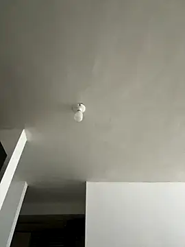 Snapshot of Valen1800 chatting on October 28, 2025, 1:20 am Valen1800 online show from October 28, 2025, 1:20 am