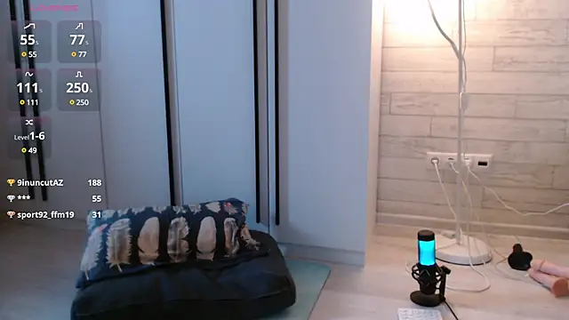 dreamon007007007 online show from December 2, 2024, 7:25 am