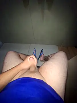 Tesudao00000 online show from February 11, 2026, 4:17 am