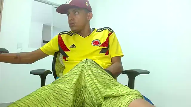 skinny23cm online show from February 25, 2025, 7:36 pm