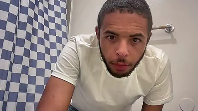 Snapshot of DERTYLAY chatting on November 2, 2025, 1:30 am DERTYLAY online show from November 2, 2025, 1:30 am