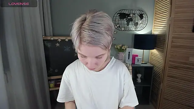 Madelaineses online show from January 14, 2026, 10:54 am