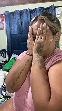 EmilyDuran  online show from May 20, 2026, 4:02 pm