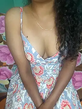 Snapshot of Tamilpallavi chatting on October 4, 2025, 2:31 am Tamilpallavi online show from October 4, 2025, 2:31 am