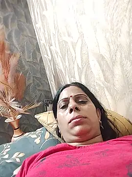 Snapshot of Soniya_Roy chatting on July 19, 2026, 2:32 pm Soniya Roy online show from July 19, 2026, 2:32 pm