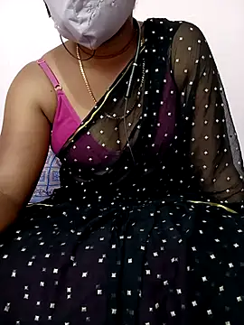 Cute Renuka online show from November 12, 2025, 5:30 am