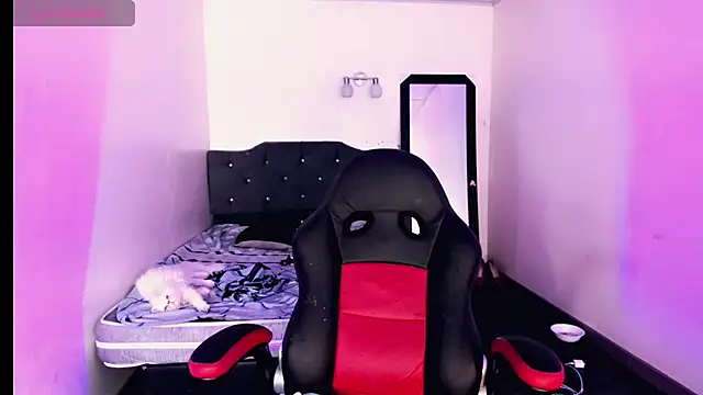 Rossedewitt  online show from November 8, 2025, 11:54 am