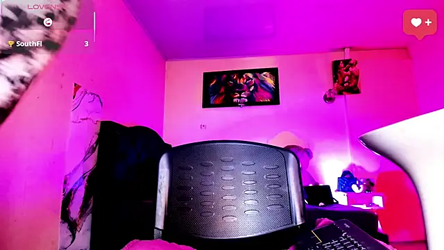 Rossedewitt  online show from April 10, 2026, 7:18 pm