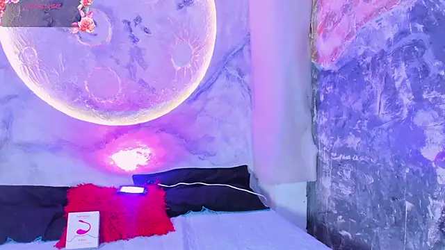 Snapshot of katierouge_ chatting on October 3, 2025, 3:36 am katierouge online show from October 3, 2025, 3:36 am