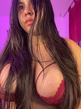 Dominic Schmit01 online show from November 8, 2025, 4:34 am