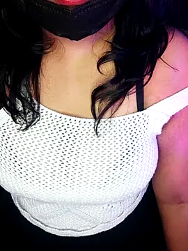 Snapshot of darling_devil chatting on November 13, 2025, 3:55 pm darling devil online show from November 13, 2025, 3:55 pm