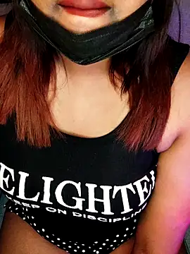 Snapshot of darling_devil chatting on February 6, 2026, 12:19 pm darling devil online show from February 6, 2026, 12:19 pm