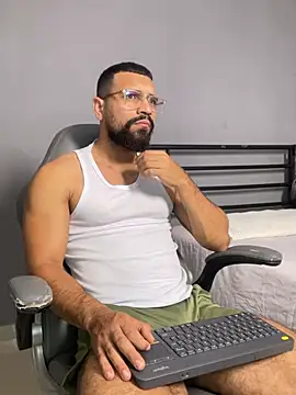 vincentjaxon online show from March 26, 2026, 12:33 pm