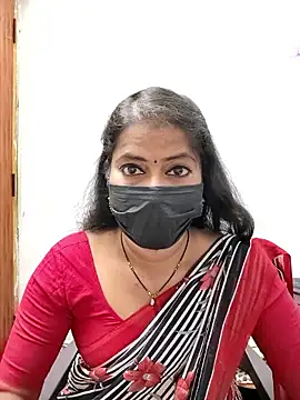 Snapshot of tamil_Sigappu_Roja chatting on May 28, 2026, 12:41 am tamil Sigappu Roja online show from May 28, 2026, 12:41 am