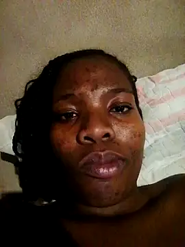 Sweetheart1695 online show from October 3, 2025, 1:02 am