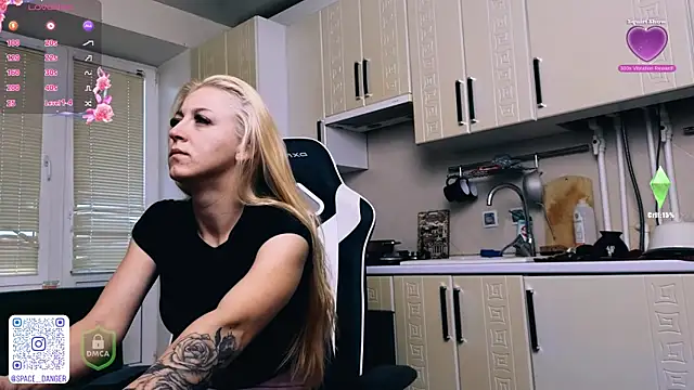 Snapshot of space_danger chatting on October 11, 2025, 9:08 am space danger online show from October 11, 2025, 9:08 am