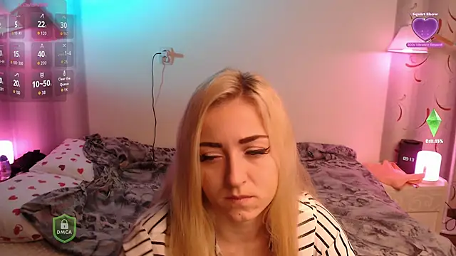 Snapshot of space_danger chatting on November 7, 2025, 6:13 am space danger online show from November 7, 2025, 6:13 am