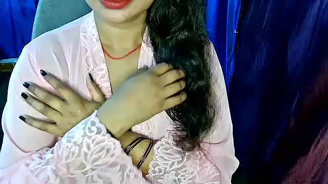QUEEN SAKHI- online show from May 20, 2026, 5:52 pm