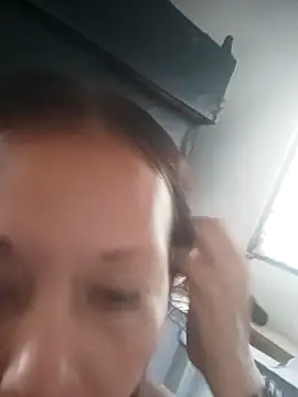 Snapshot of marinita13 chatting on November 7, 2025, 3:01 pm marinita13 online show from November 7, 2025, 3:01 pm