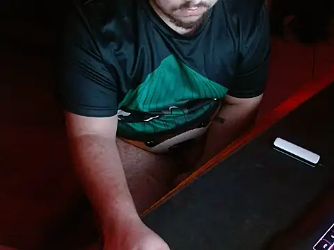 Luacsboy22 online show from November 6, 2025, 11:37 pm