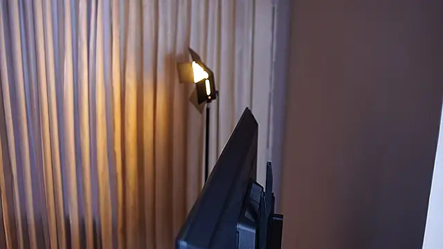 Ariaa Isabell online show from October 8, 2025, 6:16 pm