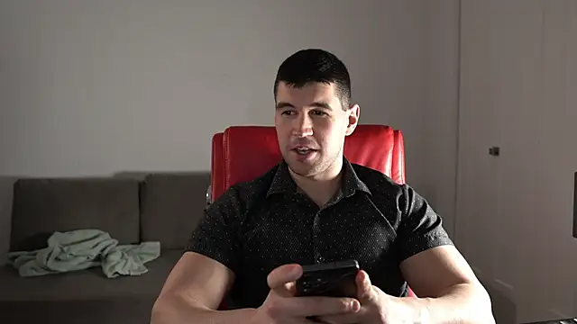 Sand0w online show from April 5, 2026, 10:40 pm