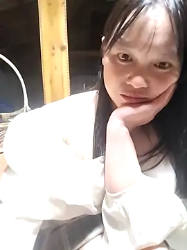 Tiyir597 online show from October 3, 2025, 3:31 pm