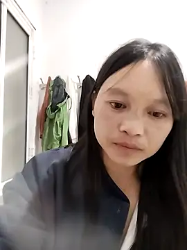 Tiyir597 online show from March 25, 2026, 12:55 pm