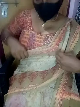 Jessi 25 online show from March 18, 2026, 10:07 am