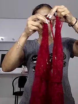 Merybeks online show from December 2, 2025, 10:42 am