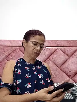 Merybeks online show from April 10, 2026, 9:47 am