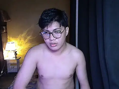 Snapshot of Lowel_Smith chatting on September 25, 2025, 2:43 pm Lowel Smith online show from September 25, 2025, 2:43 pm