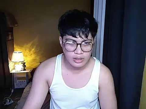 Snapshot of Lowel_Smith chatting on September 26, 2025, 1:15 pm Lowel Smith online show from September 26, 2025, 1:15 pm