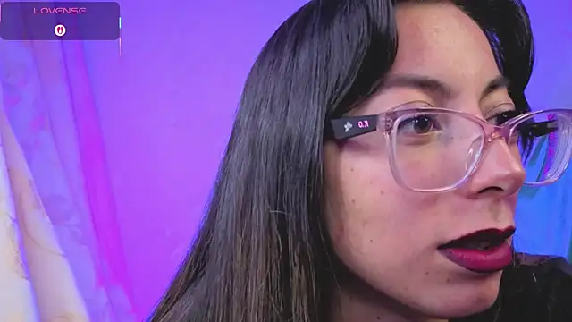 Snapshot of Miranda_sexlove_ chatting on February 14, 2026, 12:02 pm Miranda sexlove online show from February 14, 2026, 12:02 pm