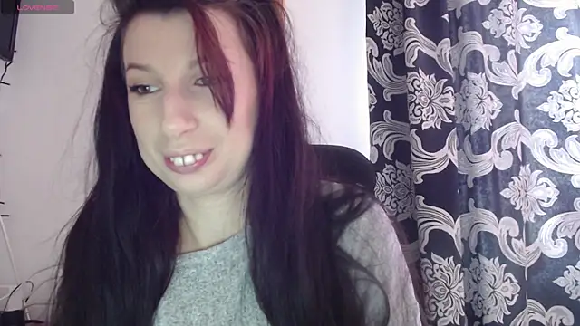 RosieHayes online show from December 14, 2025, 11:15 am