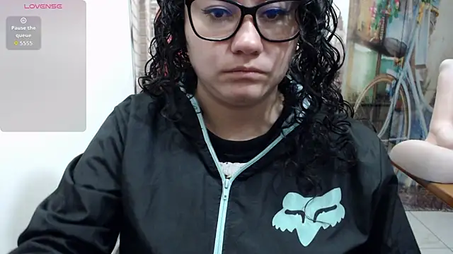 greeneyes nurse online show from September 23, 2025, 3:42 am