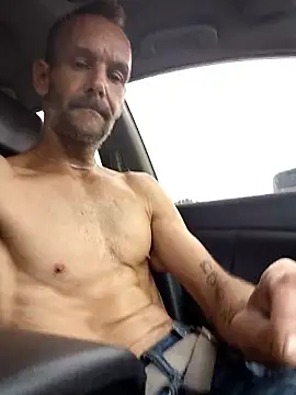 Snapshot of Hungwell1515 chatting on October 10, 2025, 12:26 pm Hungwell1515 online show from October 10, 2025, 12:26 pm