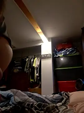 Hungwell1515 online show from March 6, 2026, 12:34 pm