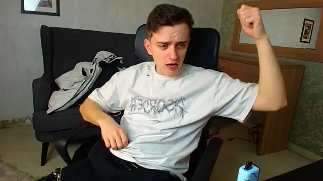 FelixStarkk online show from December 1, 2025, 4:50 am