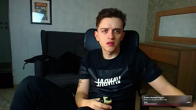 FelixStarkk online show from December 19, 2025, 5:25 am