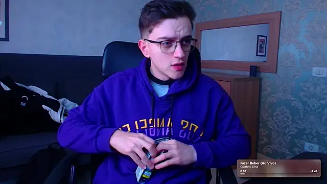 Snapshot of FelixStarkk chatting on February 11, 2026, 7:02 am FelixStarkk online show from February 11, 2026, 7:02 am