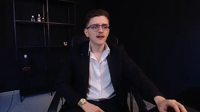 Snapshot of FelixStarkk chatting on May 25, 2026, 5:35 am FelixStarkk online show from May 25, 2026, 5:35 am